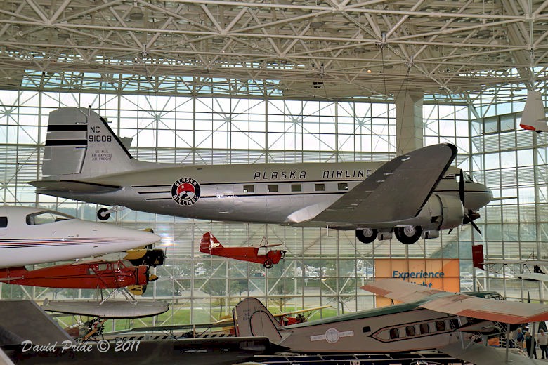 Douglas DC-3 Sleeper