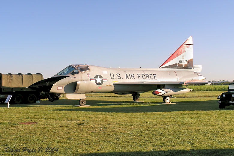 Convair TF-102A  Delta Dagger