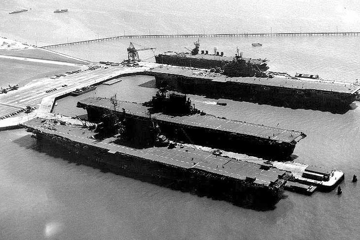 USS Hornet (CV-12)