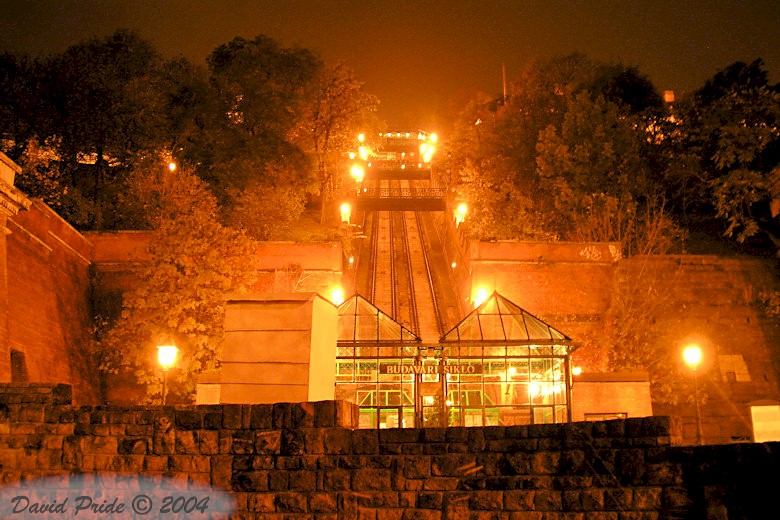 Buda Castle Funicular (Sikló)