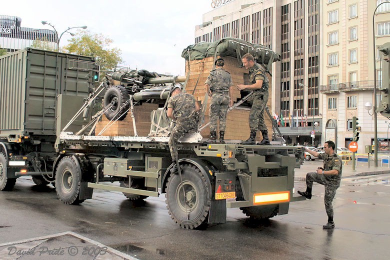 L-118 105/37 Light Howitzer