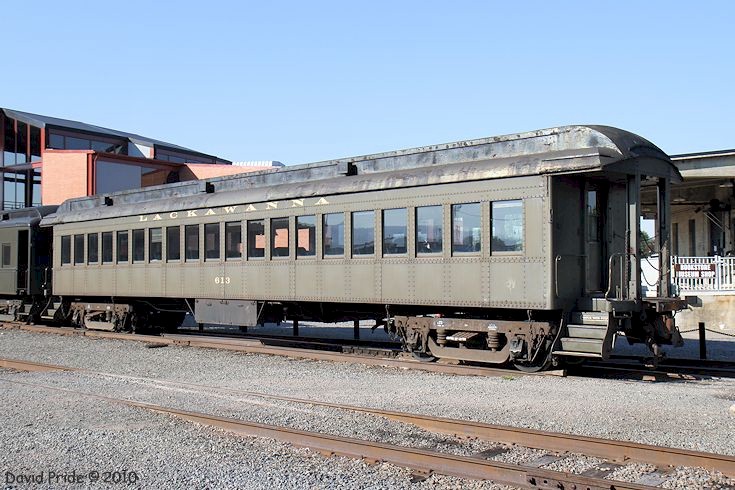 DL&W Suburban Coach No. 613